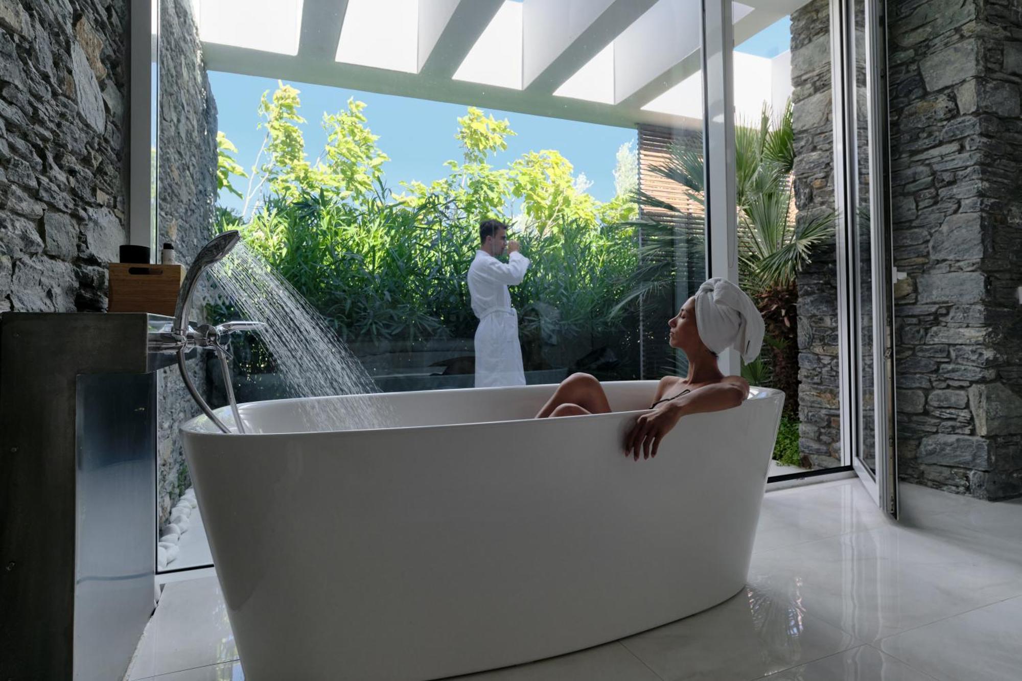 A - Luxury Villas Plomari ภายนอก รูปภาพ