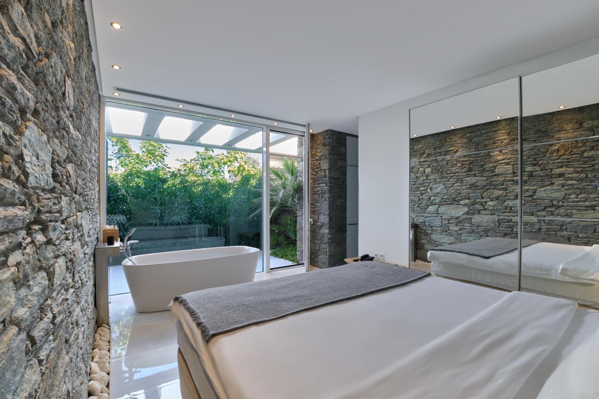 A - Luxury Villas Plomari ภายนอก รูปภาพ